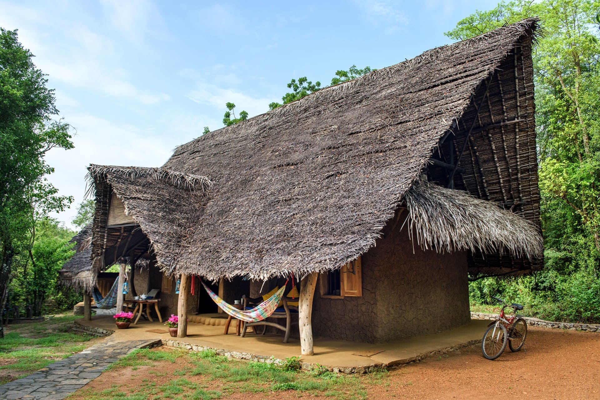 Beyond the Guidebook: Offbeat Adventures in Sri Lanka